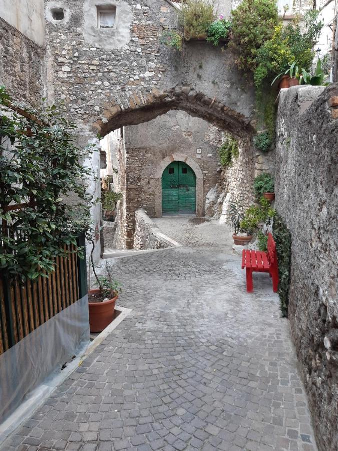 Ferienwohnung Guidonia Montecelio Exterior foto
